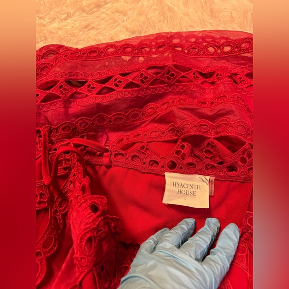 Hyacinth House Red Lace Marlee Midi Dress - Picture 4 of 15